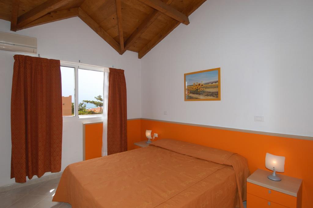 Aparthotel Ponta Preta 3*