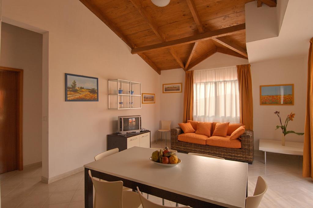 Aparthotel Ponta Preta 3*